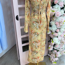 Load image into Gallery viewer, Autumn Leaves Skirt
