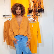 Load image into Gallery viewer, Oversized Cardigan