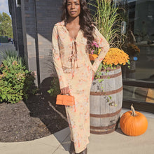 Load image into Gallery viewer, Autumn Leaves Skirt