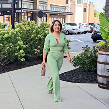 Load image into Gallery viewer, Green Silver Chain Pants
