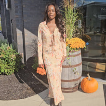 Load image into Gallery viewer, Autumn Leaves Skirt
