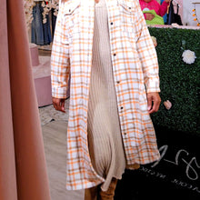 Load image into Gallery viewer, Long Plaid Jacket
