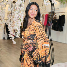 Load image into Gallery viewer, Fur Trim Robe
