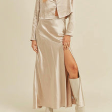 Load image into Gallery viewer, Satin Slit Midi
